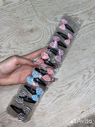 Набор заколок