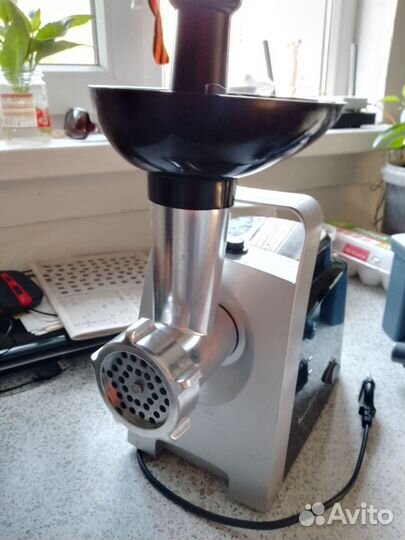 Мясорубка электрическая moulinex