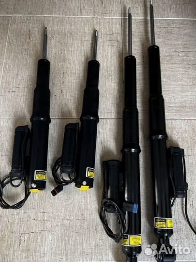 Амортизатор Mercedes S-class W221