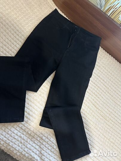 Футболка, джинсы