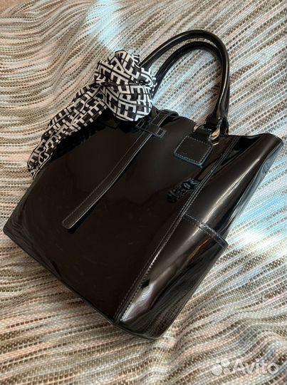 Сумка натуральная лаковая кожа