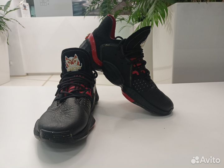 Баскетбольные кроссовки adidas harden vol.4