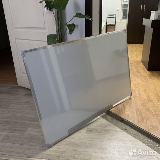 Магнитно Маркерная доска Новая