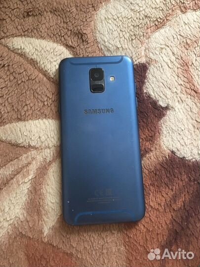 Samsung Galaxy A6, 3/32 ГБ