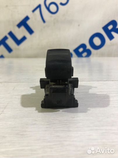 Кнопка стеклоподъемника передняя toyota corolla E1