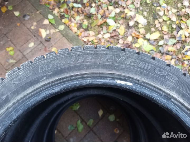 Dunlop SP Winter Ice 02 245/45 R19 T