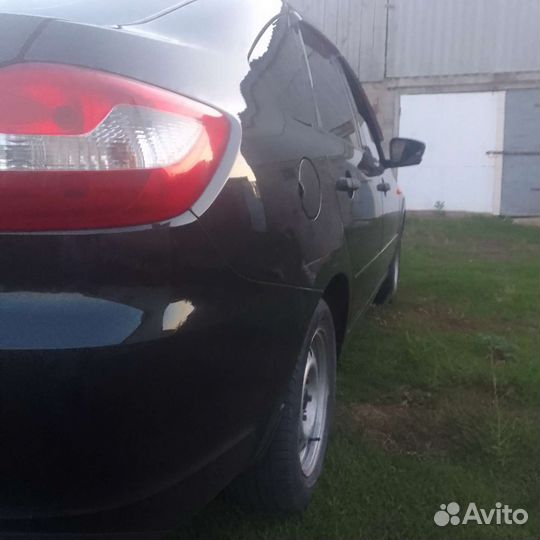 LADA Granta 1.6 МТ, 2015, 156 000 км