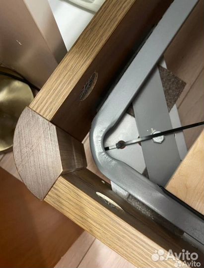 Кровать двухспальная с матрасом 180х200