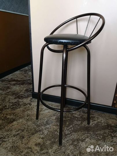 Барный стул