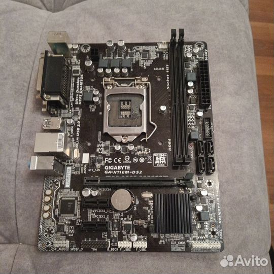 Материнская плата 1151