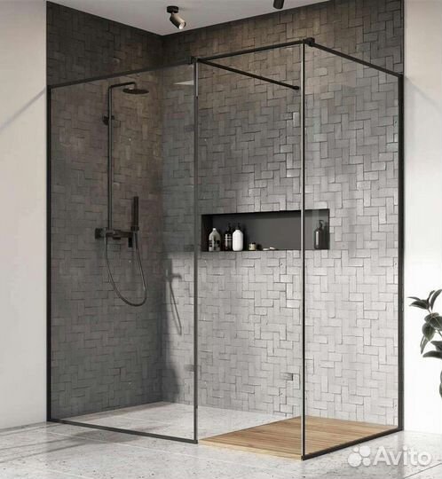 Резка стекла и зеркал душевые и лестничные огражде