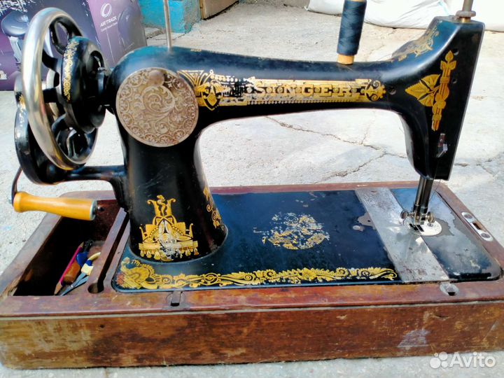 Швейная машинка зингер бу