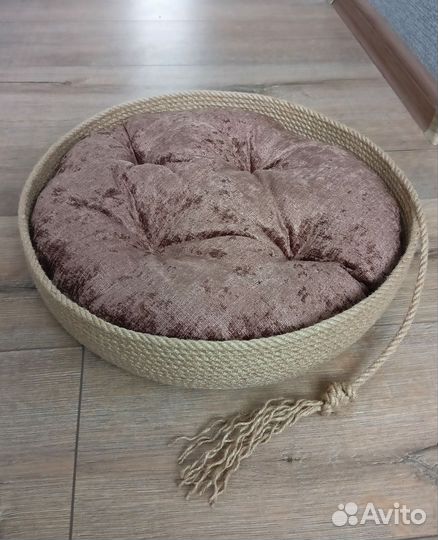 Лежанка для собак и кошек