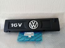 Декоративная накладка клапанной крышки Volkswagen