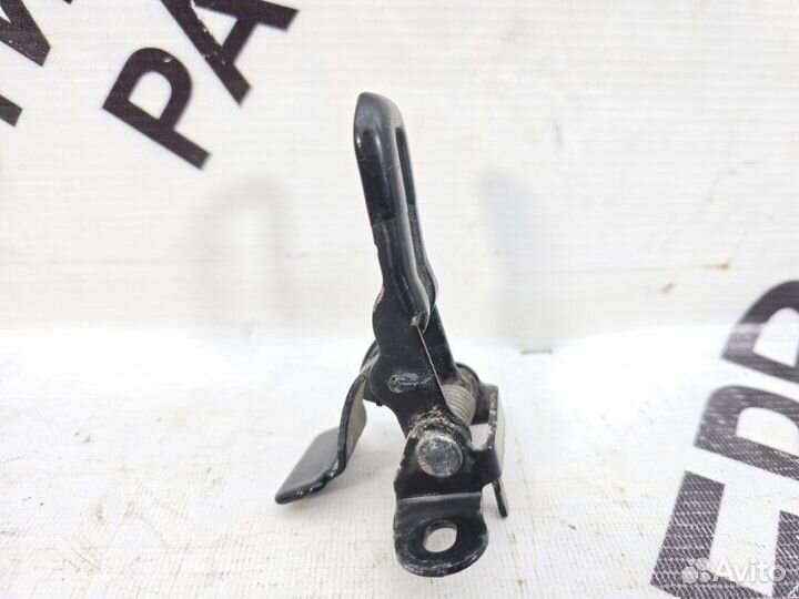 Крюк замка капота Lexus Rx270 3