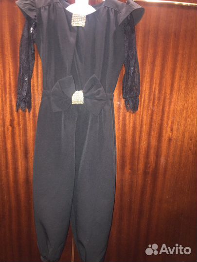 Комбинезон праздничный для девочки