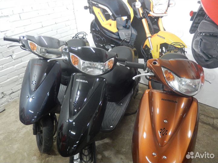 Скутер Honda Dio AF68 инжектор с New контейнера