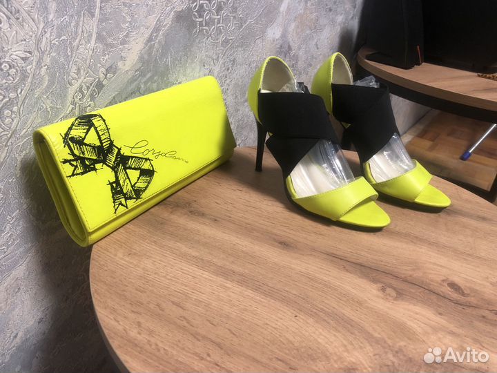 Обувь цена за комплект