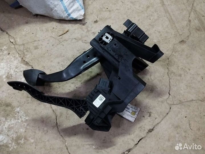 Skoda volkswagen vag педаль газа