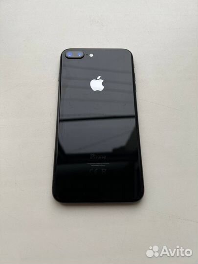 iPhone 8 Plus, 64 ГБ