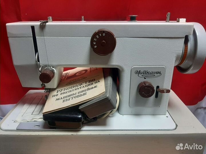 Швейная машина чайка 134
