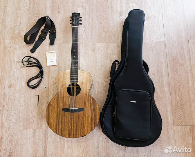 Акустическая гитара