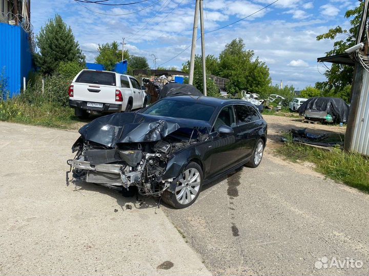 Audi A4 1.4 AMT, 2019, битый, 36 568 км