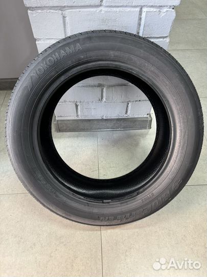 Yokohama BluEarth E70BZ 215/55 R17 94V