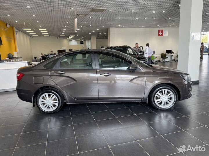 LADA Vesta 1.6 AMT, 2017, 160 100 км