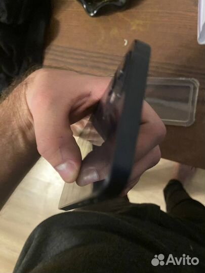 iPhone 12, 64 ГБ