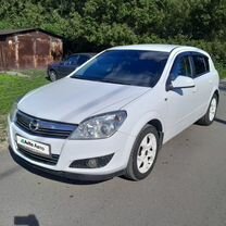 Opel Astra 1.8 AT, 2014, 156 000 км, с пробегом, цена 629 000 руб.