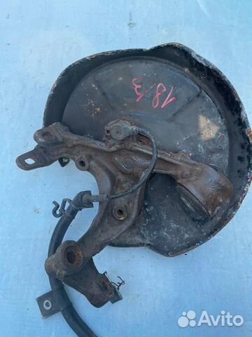 Кулак поворотный задний правый 8E0505432AF