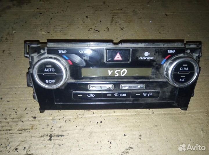 Блок управления климатической установкой toyota