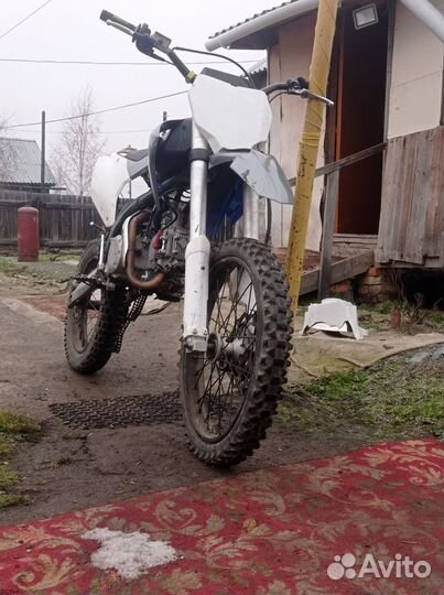 Продам питбайк Apollo rxf freeride (140)