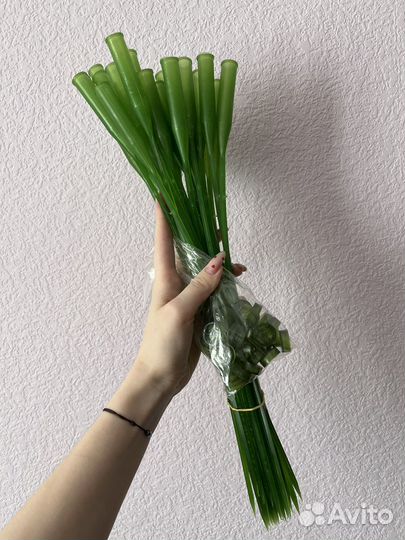 Пластиковый держатель,удлинитель для цветов