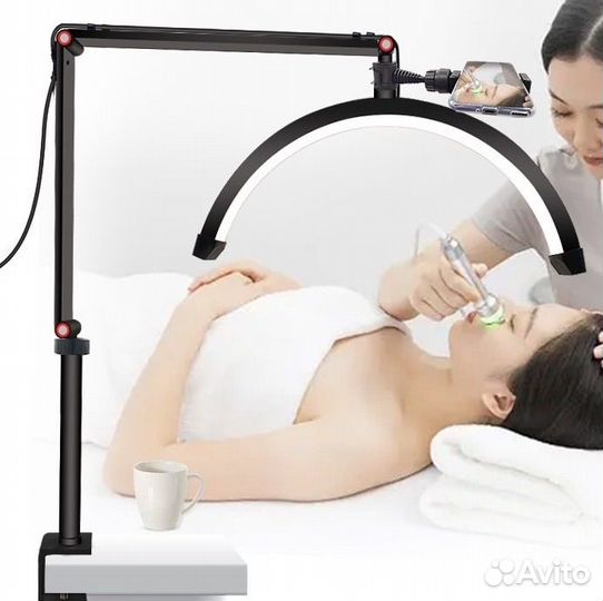 Лампа бестеневая с креплением