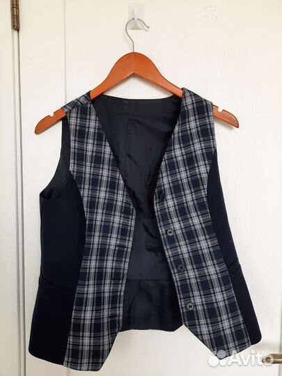 Школьная жилетка, форма гимназии 42