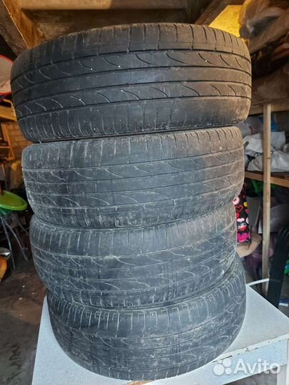 Bridgestone Dueler H/P Sport 215/60 R17