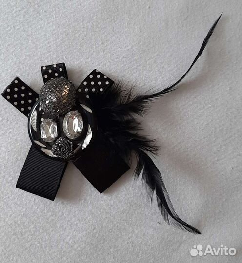 Брошь