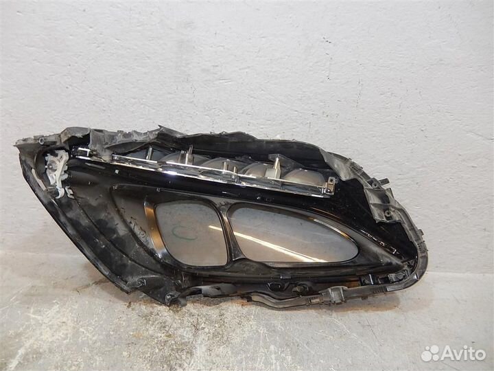 Корпус фары левой Mercedes Benz W205 C-classe 201