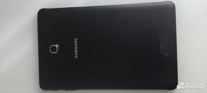 Планшет Samsung SM-T560