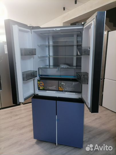Холодильник многодверный стекло фасад голубой