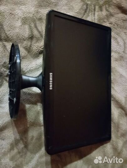 Монитор Samsung