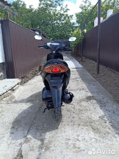 Продам скутер Suzuki AD 50