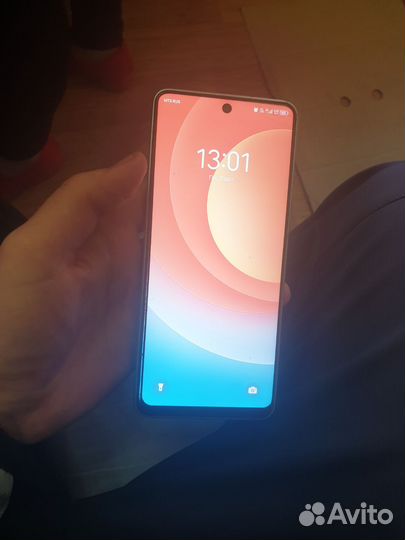 Телефон tecno camon 19