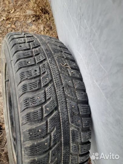 Kumho I'Zen KW22 195/65 R15