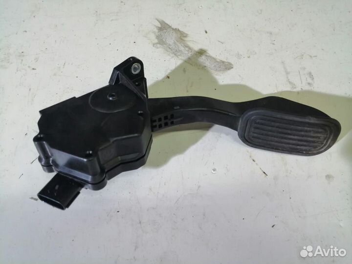 Toyota Prado 150 педаль газа