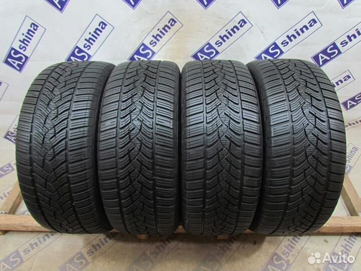 Goodyear UltraGrip Performance Gen-1 225/50 R17 96R