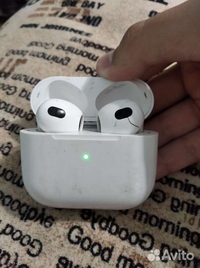 Беспроводные наушники apple airpods 3