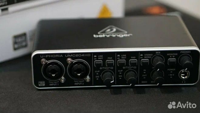 Behringer UMC204HD